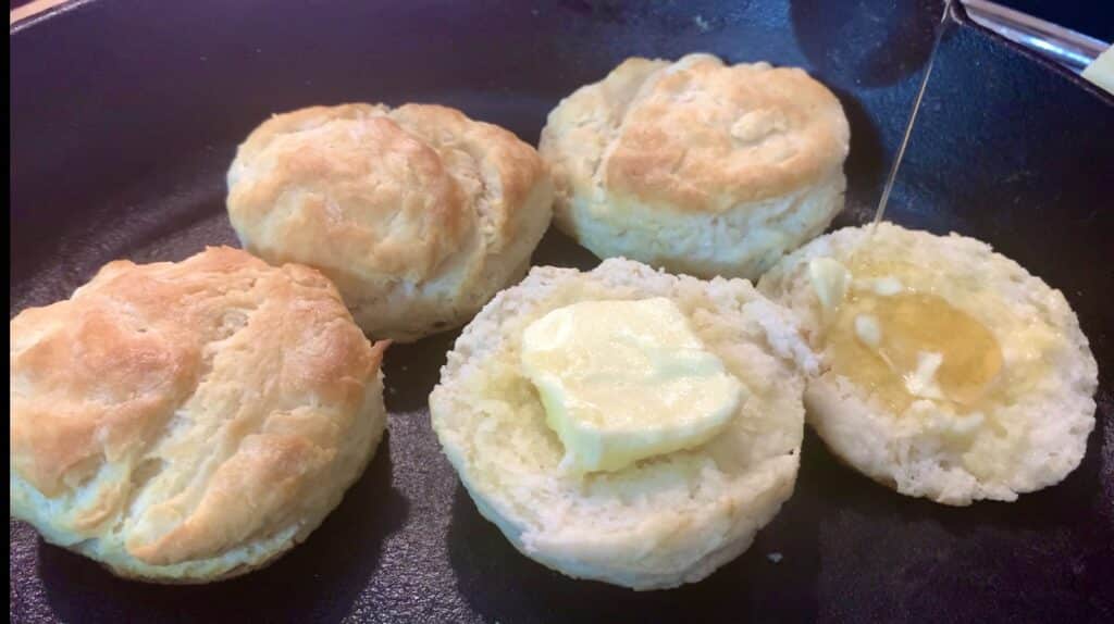 Homemade Buttermilk Biscuts